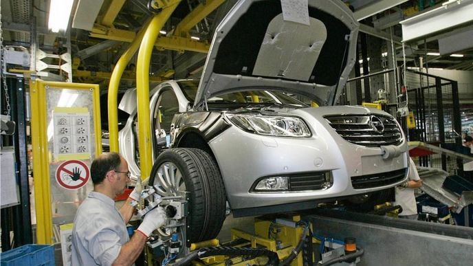 Továrna Opelu v Rüsselsheimu Továrna Opelu v Rüsselsheimu