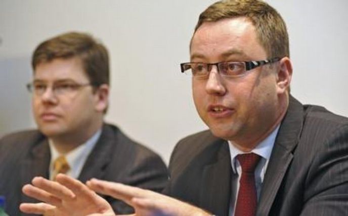 Nejvyšší státní zástupce Pavel Zeman (vpravo) s exministrem spravedlnosti Jiřím Pospíšilem Nejvyšší státní zástupce Pavel Zeman (vpravo) s exministrem spravedlnosti Jiřím Pospíšilem