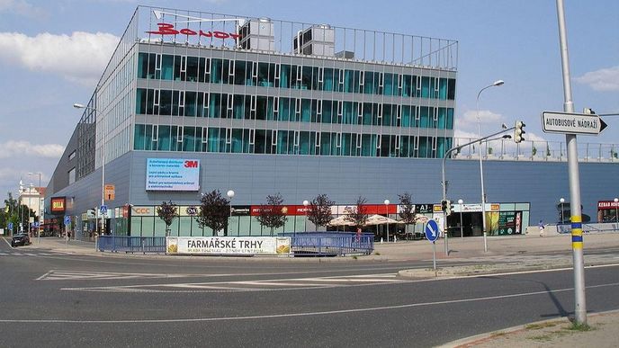 Nákupní centrum Bondy v Mladé Boleslavi Nákupní centrum Bondy v Mladé Boleslavi