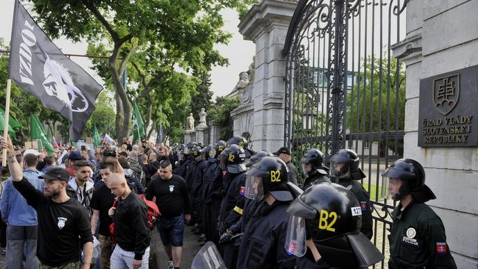 Demonstrace v Bratislavě proti imigraci Demonstrace v Bratislavě proti imigraci