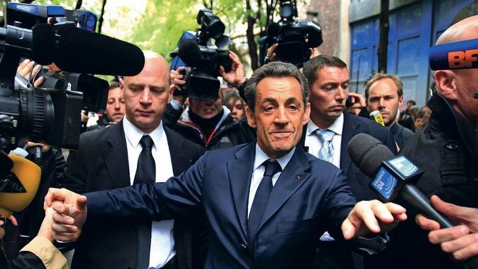 Oslaví Svátek práce. Francouzský prezident
chystá na 1. května velké shromáždění na svou
podporu Oslaví Svátek práce. Francouzský prezident
chystá na 1. května velké shromáždění na svou
podporu