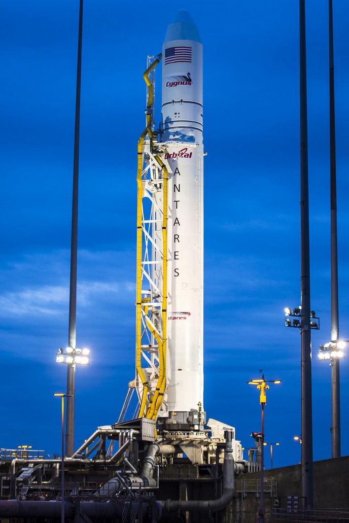 Raketa Antares Raketa Antares