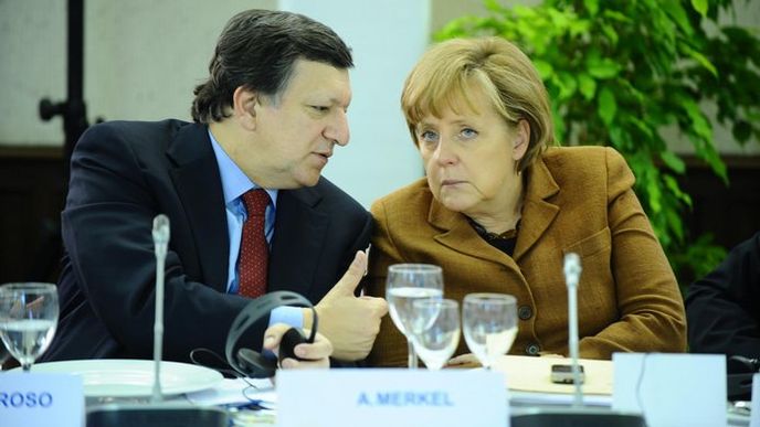 Barroso a Merkelová se shodují, krach Řecka by uškodil i ostatním Barroso a Merkelová se shodují, krach Řecka by uškodil i ostatním