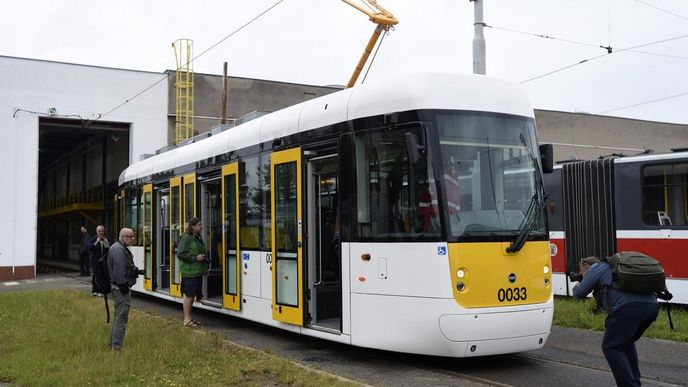 Tramvaj typu EVO1 Tramvaj typu EVO1
