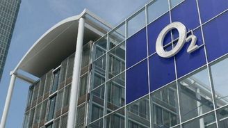 Dividenta O2 klesne o víc než čtvrtinu na 13 korun Dividenta O2 klesne o víc než čtvrtinu na 13 korun