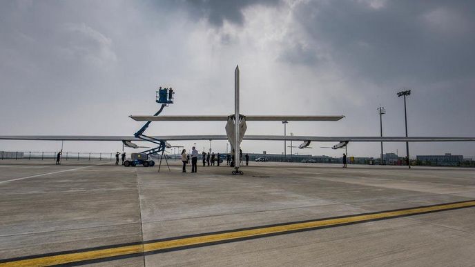 Solar Impulse 2 v čínském Nankingu Solar Impulse 2 v čínském Nankingu