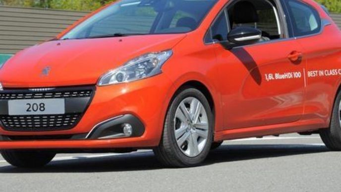 Peugeot 208 stanovil nový rekord spotřeby: dva litry na 100 km Peugeot 208 stanovil nový rekord spotřeby: dva litry na 100 km