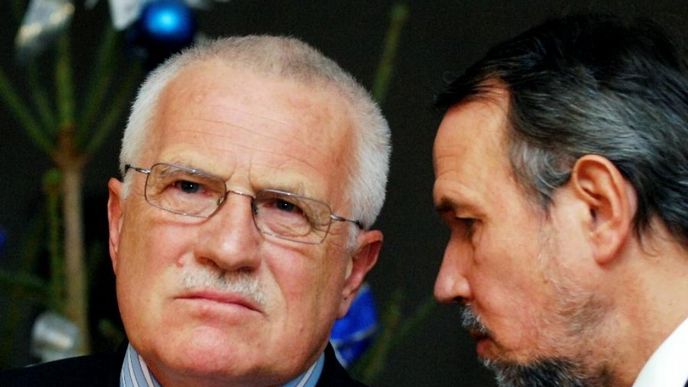 Václav Klaus a jeho vicekancléř Petr Hájek Václav Klaus a jeho vicekancléř Petr Hájek