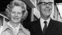 V roce 1974 byla Thatcherová zvolena předsedkyní konzervativců. V roce 1979 se stala po předčasných volbách britskou premiérkou, jako první žena v historii. V čele vlády zůstala jedenáct let až do roku 1990. V roce 1974 byla Thatcherová zvolena předsedkyní konzervativců. V roce 1979 se stala po předčasných volbách britskou premiérkou, jako první žena v historii. V čele vlády zůstala jedenáct let až do roku 1990.