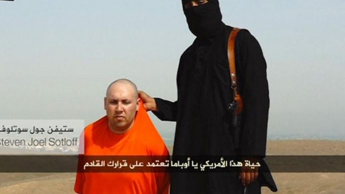 Sotloff na videu z 20.8. Sotloff na videu z 20.8.