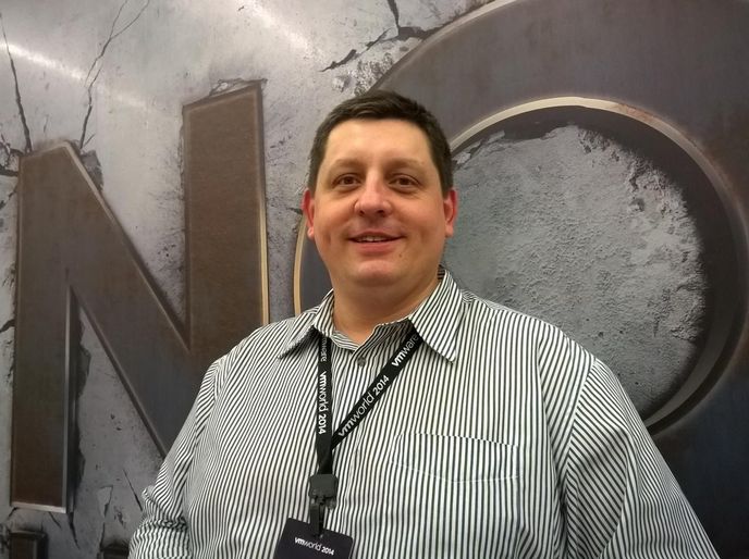 Šéf české pobočky VMware Michal Stachník. Šéf české pobočky VMware Michal Stachník.