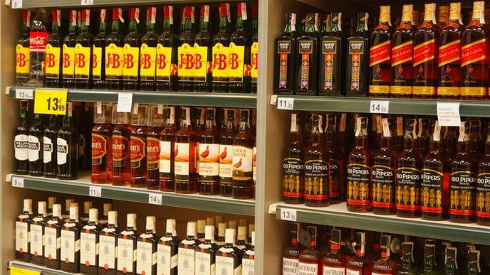 alkohol v supermarketu alkohol v supermarketu