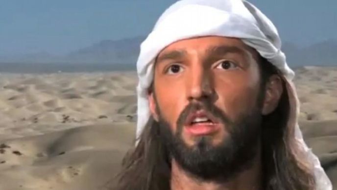 Záběr na proroka Mohameda ve filmu Nevinnost Muslimů, který rozzuřil arabský svět. Zdroj: youtube.com Záběr na proroka Mohameda ve filmu Nevinnost Muslimů, který rozzuřil arabský svět. Zdroj: youtube.com