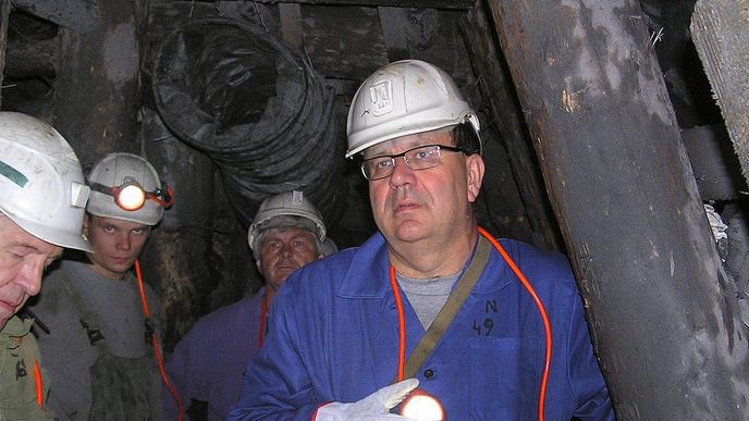 Ministr průmyslu Jan Mládek navštívil 5. srpna 2014 uranový důl Rožná na Žďársku Ministr průmyslu Jan Mládek navštívil 5. srpna 2014 uranový důl Rožná na Žďársku