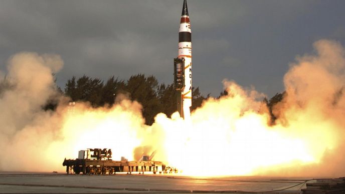 První zkouška indické rakety Agni-V První zkouška indické rakety Agni-V