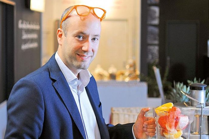 Provozovny Fruitisimo vlastníků Jana Hummela a Tomáše Lichtenberga Provozovny Fruitisimo vlastníků Jana Hummela a Tomáše Lichtenberga