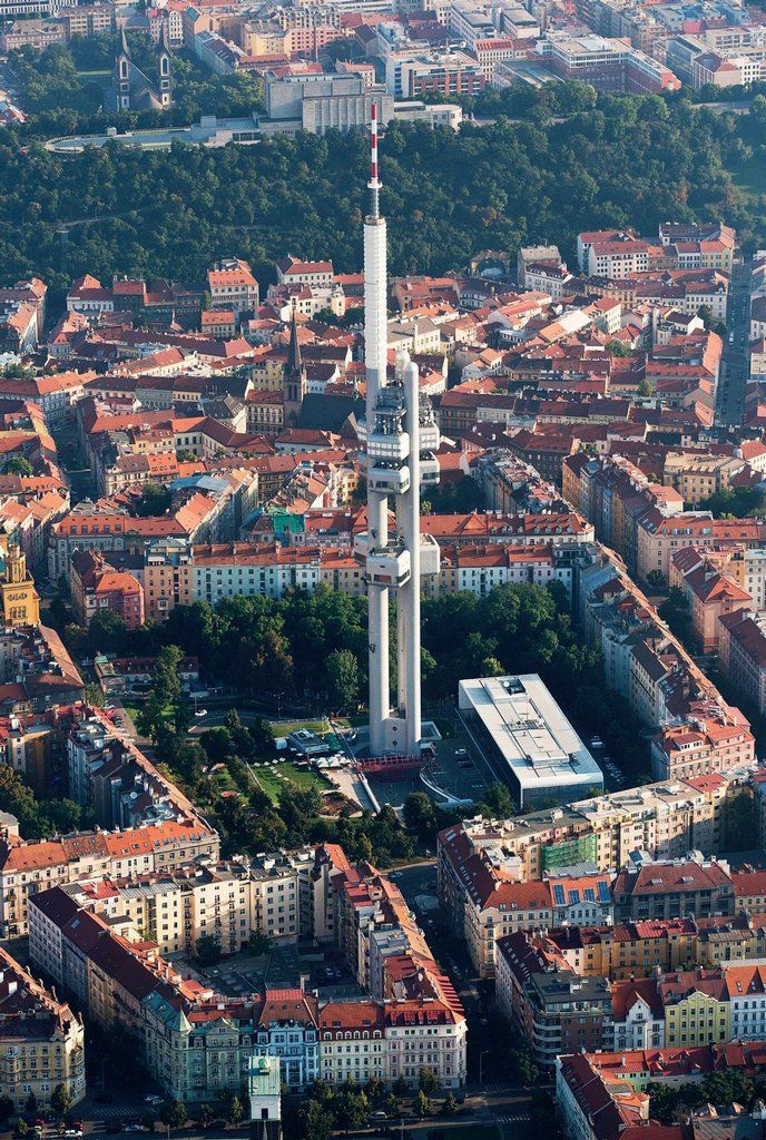 PRAHA JE V KLIDU: Problém s příjmem televizního vysílání se může objevit v místech, kde je slabší signál a divák používá anténu se zesilovačem PRAHA JE V KLIDU: Problém s příjmem televizního vysílání se může objevit v místech, kde je slabší signál a divák používá anténu se zesilovačem