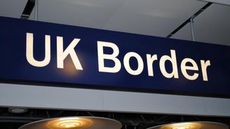 Británie na přistěhovalcích z nových zemí EU netratí, dokládá studie Británie na přistěhovalcích z nových zemí EU netratí, dokládá studie