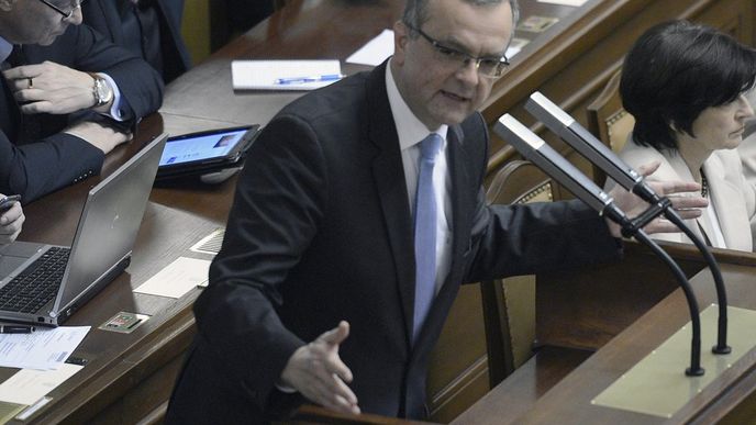 Miroslav Kalousek na schůzi poslanců Miroslav Kalousek na schůzi poslanců