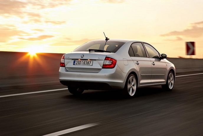 Škoda Rapid Škoda Rapid
