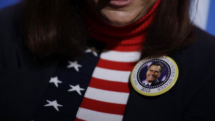 Obama se s Romneym celkem utká ještě ve dvou debatách. Další se uskuteční 16. října v Hempsteadu ve státě New York a poslední 22. října ve floridském městě Boca Raton. (Foto ČTK) Obama se s Romneym celkem utká ještě ve dvou debatách. Další se uskuteční 16. října v Hempsteadu ve státě New York a poslední 22. října ve floridském městě Boca Raton. (Foto ČTK)