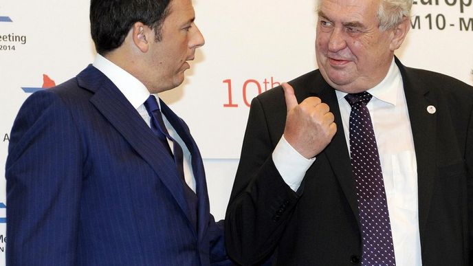 evropsko-asijský summit ASEM v Miláně: italský premiér Matteo Renzi a český prezident Miloš Zeman evropsko-asijský summit ASEM v Miláně: italský premiér Matteo Renzi a český prezident Miloš Zeman