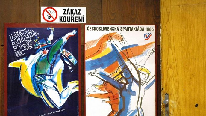 Pražské sídlo KSČM stále vypadá jako za dob minulých Pražské sídlo KSČM stále vypadá jako za dob minulých