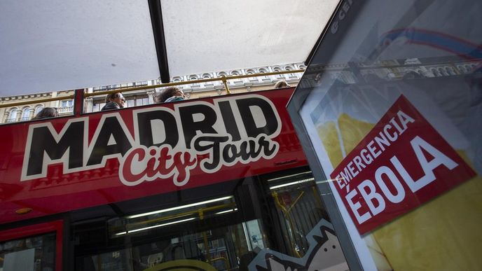 Varování před ebolou v ulicích Madridu Varování před ebolou v ulicích Madridu