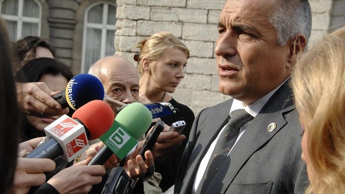 Středopravé uskupení Občané za evropský rozvoj Bulharska (GERB) expremiéra Bojka Borisova chce sestavit menšinovou vládu Středopravé uskupení Občané za evropský rozvoj Bulharska (GERB) expremiéra Bojka Borisova chce sestavit menšinovou vládu