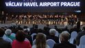 Slavnostní přejmenování pražského letiště po Václavu Havlovi (foto: ČTK) Slavnostní přejmenování pražského letiště po Václavu Havlovi (foto: ČTK)