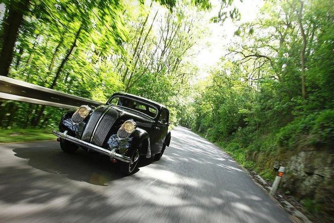 Škoda Popular Monte Carlo z roku 1937 Škoda Popular Monte Carlo z roku 1937
