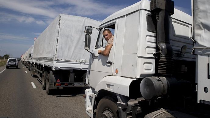 Konvoj ruských nákladních aut s humanitární pomocí Konvoj ruských nákladních aut s humanitární pomocí