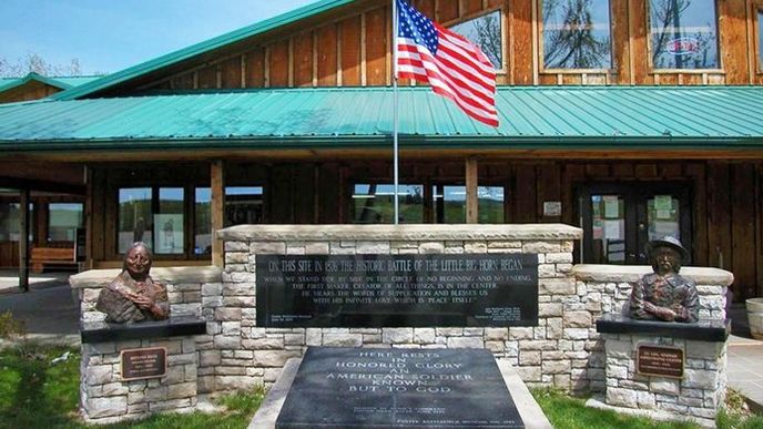 Památník bitvy u Little Bighornu v Garryowenu Památník bitvy u Little Bighornu v Garryowenu