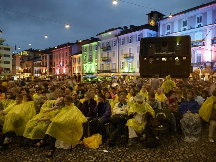 Piazza Grande v Locarnu během loňského filmového festivalu Piazza Grande v Locarnu během loňského filmového festivalu