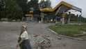 Střelbou zničená benzinová pumpa ve Slavjansku Střelbou zničená benzinová pumpa ve Slavjansku
