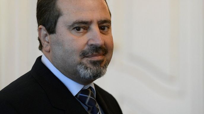 Palestinský velvyslanec v Praze Džamál Muhammad Džamál Palestinský velvyslanec v Praze Džamál Muhammad Džamál