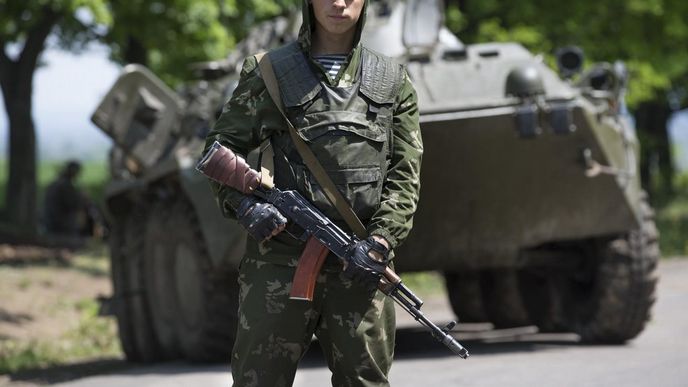 Ukrajinský voják poblíž města Kramatorsk Ukrajinský voják poblíž města Kramatorsk