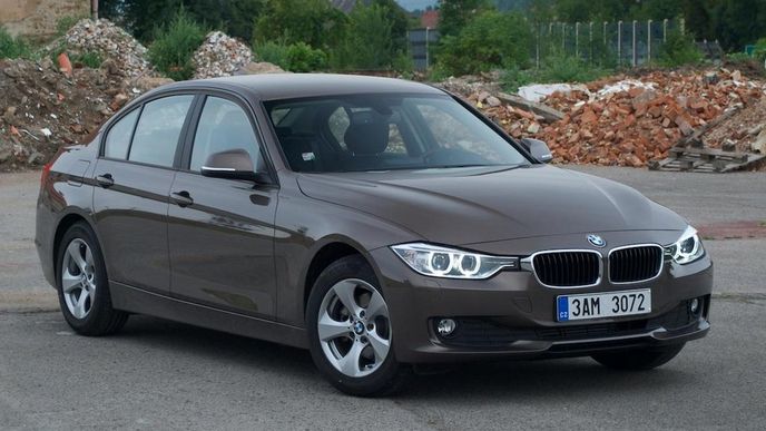 BMW 320i Efficient Dynamics BMW 320i Efficient Dynamics