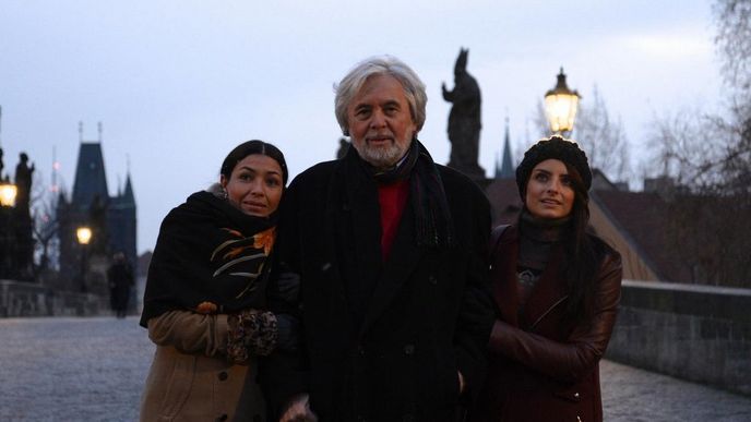 Přijde letos Ježíšek Přijde letos Ježíšek