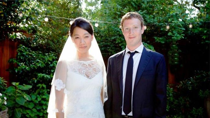 Mark Zuckerberg se oženil se svou dlouholetou přítelkyní Priscillou Chanovou Mark Zuckerberg se oženil se svou dlouholetou přítelkyní Priscillou Chanovou