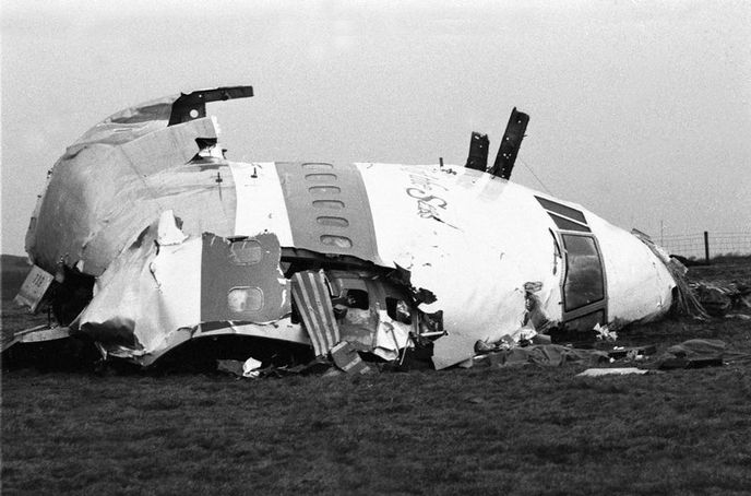 Trosky letounu Boeing 747 PanAm u Lockerbie Trosky letounu Boeing 747 PanAm u Lockerbie