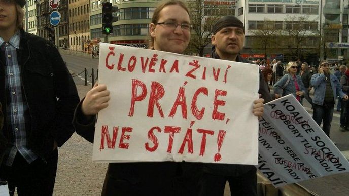 Odpůrci demonstrace Odpůrci demonstrace