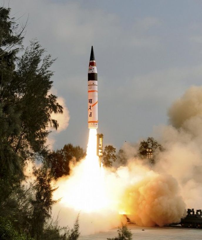 První zkouška indické rakety Agni-V První zkouška indické rakety Agni-V