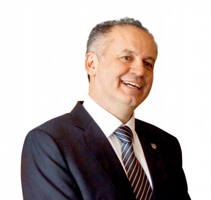 Andrej Kiska (50). Byl prvním, kdo loni v říjnu oznámil kandidaturu. Bývalý podnikatel začínal v obchodu se zlatými šperky, pak se zaměřil na finančnictví, konkrétně na splátkové společnosti. Před několika lety založil nadaci Dobrý Anděl a nyní je označován za filantropa, za což získal i ocenění. Je autorem knihy Cesta manažera z pekla aneb Jak dělat charitu úspěšně a se srdcem, již distribuuje zdarma. Na své stránce píše, že mu během kariéry vadila hlavně korupce, neschopnost úředníků a nefungující justice. Chce proto svými zkušenostmi a schopnostmi změnit Slovensko. Andrej Kiska (50). Byl prvním, kdo loni v říjnu oznámil kandidaturu. Bývalý podnikatel začínal v obchodu se zlatými šperky, pak se zaměřil na finančnictví, konkrétně na splátkové společnosti. Před několika lety založil nadaci Dobrý Anděl a nyní je označován za filantropa, za což získal i ocenění. Je autorem knihy Cesta manažera z pekla aneb Jak dělat charitu úspěšně a se srdcem, již distribuuje zdarma. Na své stránce píše, že mu během kariéry vadila hlavně korupce, neschopnost úředníků a nefungující justice. Chce proto svými zkušenostmi a schopnostmi změnit Slovensko.