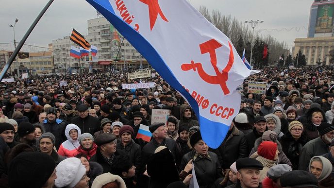 Proruská demonstrace v Doněcku Proruská demonstrace v Doněcku