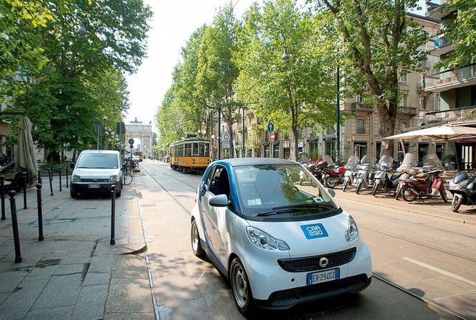 Služba Car2Go v Miláně Služba Car2Go v Miláně