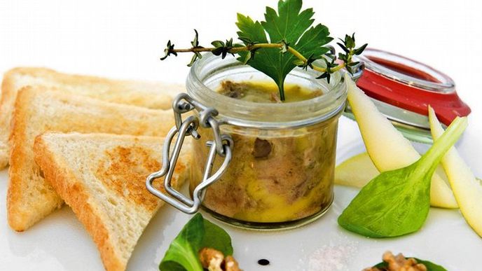 Paté z kachního konfitu a foie gras Paté z kachního konfitu a foie gras