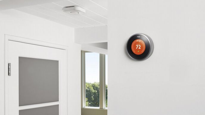 Termostat a hlásič kouře Nest Labs Termostat a hlásič kouře Nest Labs