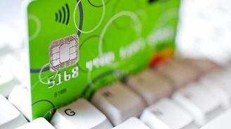 Eshopy opět táhly maloobchod, tržby v červenci přesto zpomalily růst Eshopy opět táhly maloobchod, tržby v červenci přesto zpomalily růst