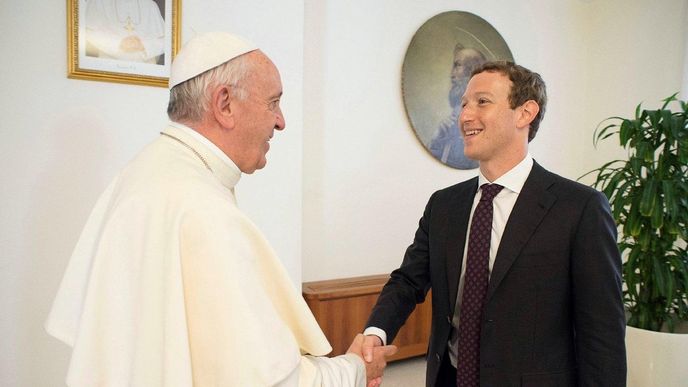 Zakladatele Facebooku Marka Zuckerberga přijal papež Zakladatele Facebooku Marka Zuckerberga přijal papež